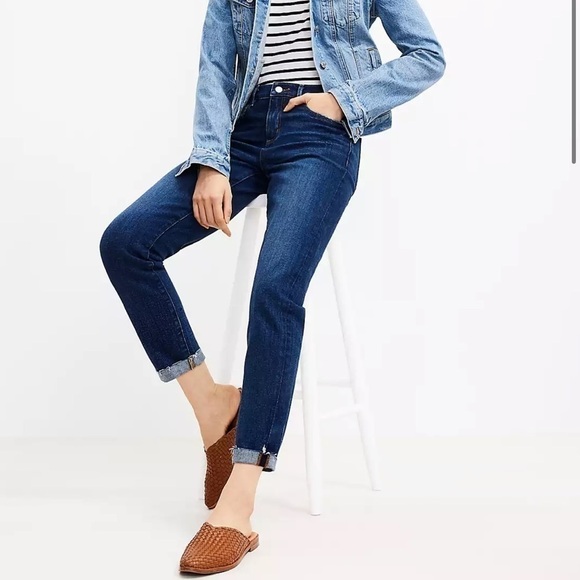 Loft Jeans Girlfriend Petite Super Soft Mid Rise Raw Hem Relaxed Fit Dark Indigo - Picture 3 of 8